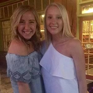 Meet your Posher, Marisa